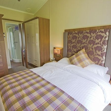 The Springs Lakeside Holiday Park Fladbury Стая снимка